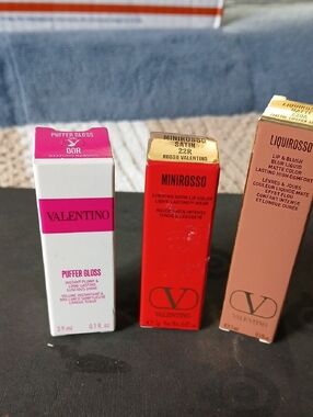 Valentino Lip Bundle - Puffer Gloss, Satin Lipstick, Matte Lip & Blush Mini'sNIB